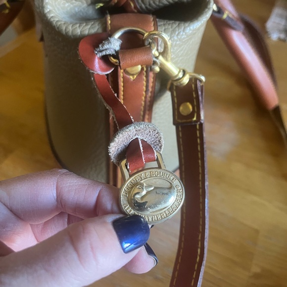 Unique Dooney & Burke Purse - Picture 7 of 14
